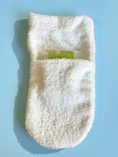 Mitten with Pocket